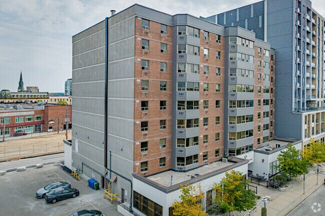 Building Photo - Wyndamere Place Condominiums