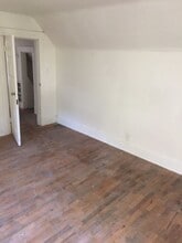 Building Photo - 1430 SW Polk St