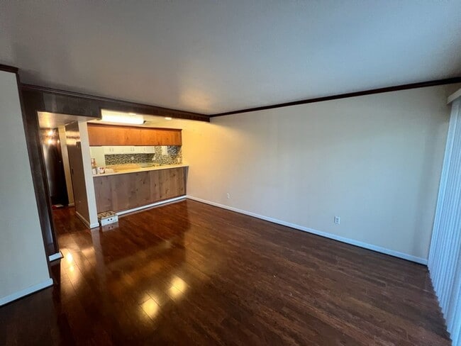 Building Photo - 2555 Clearacre Lane #25-1