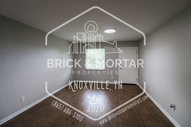 Building Photo - 163 Tallent Way