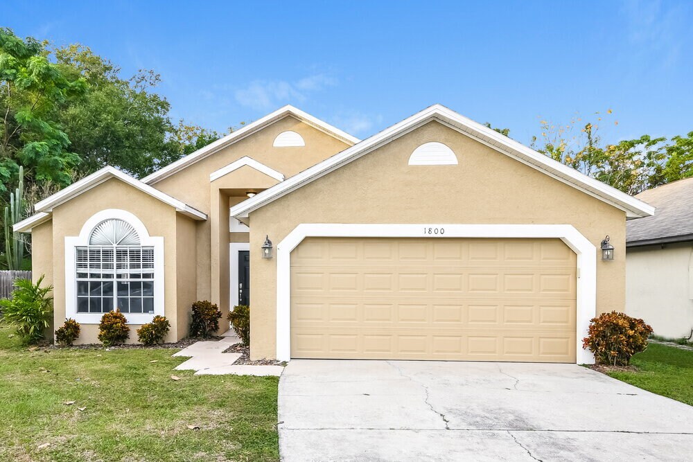 Primary Photo - 1800 Grasmere Dr