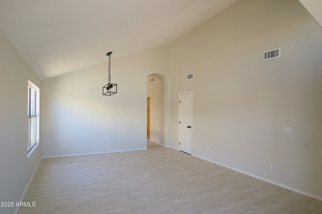 Building Photo - 7929 W Wescott Dr