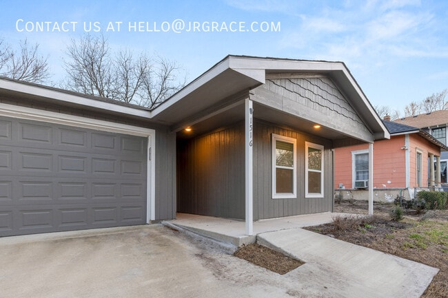 Building Photo - 1516 Homan Ave