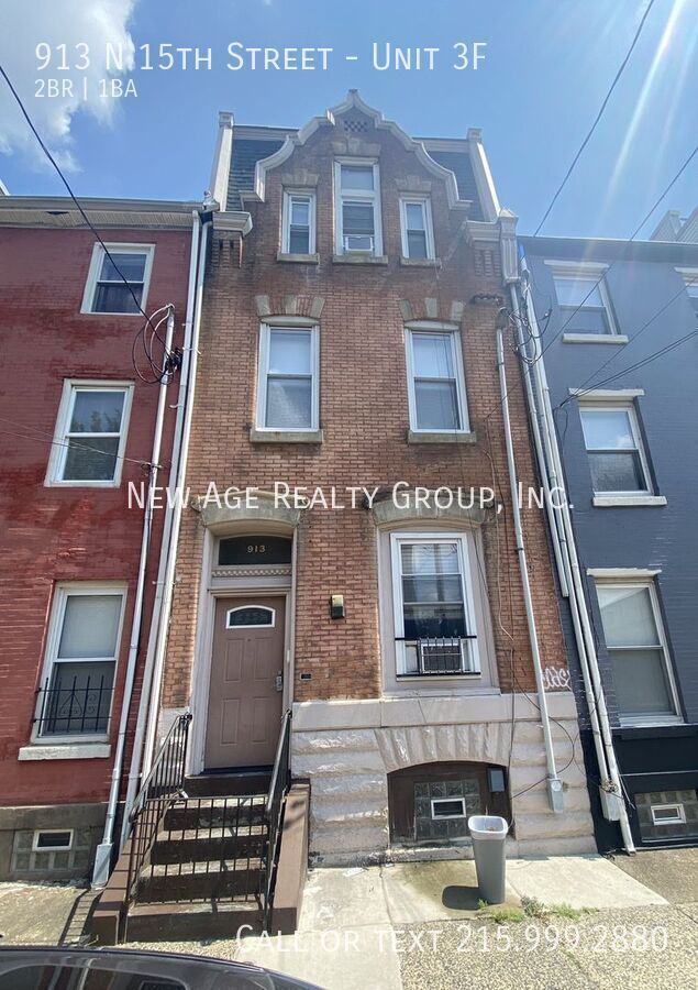 Building Photo - 913 N 15th St