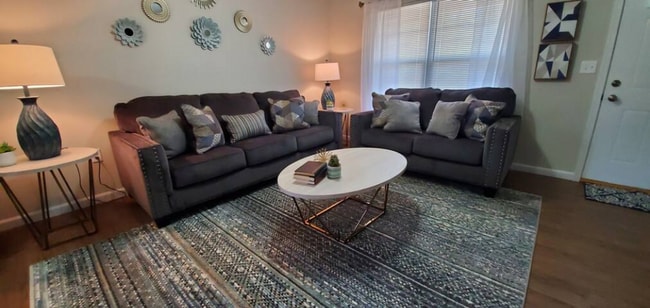 Photo - Great new construction fully furnished and... House