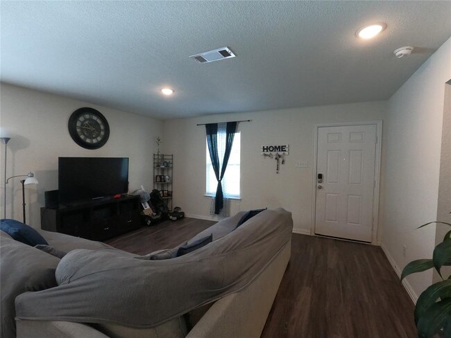 Foto del edificio - 16191 Pine Meadow Ln