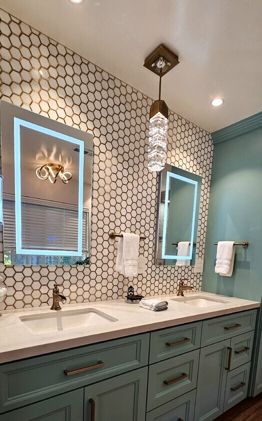 Foto principal - 218 Highland Ct