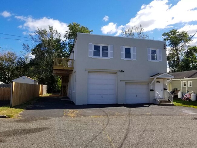 Building Photo - 11 Van Dorn St