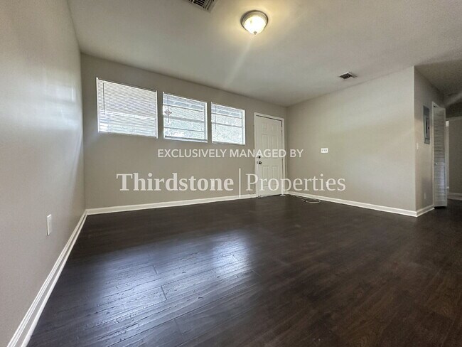 Building Photo - 9228 Waynesboro Ave