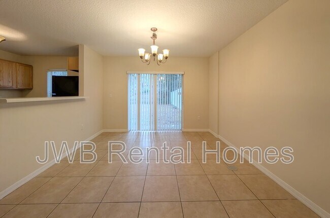 Foto del edificio - 8255 Halls Hammock Ct