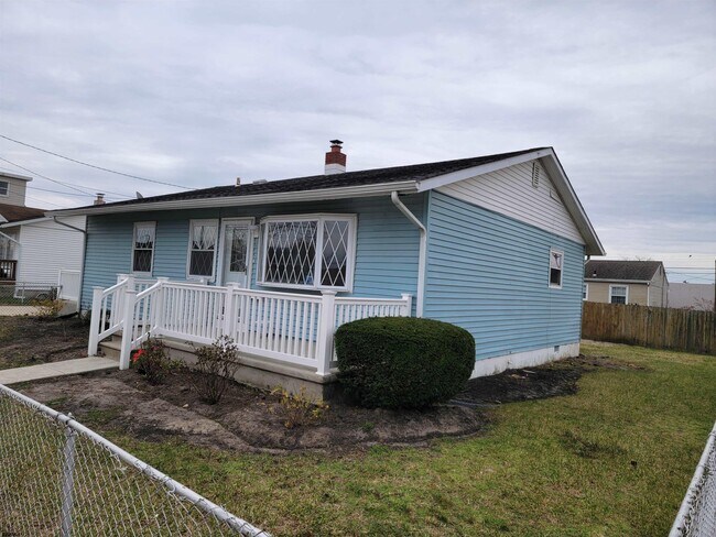 Foto del edificio - 1834 Beach Ave