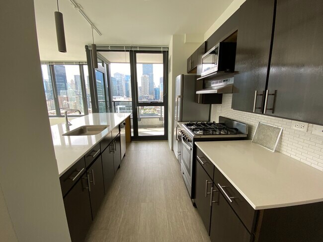Foto del edificio - 701 N Wells St