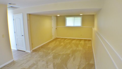 Building Photo - 3580 Mitten Dr