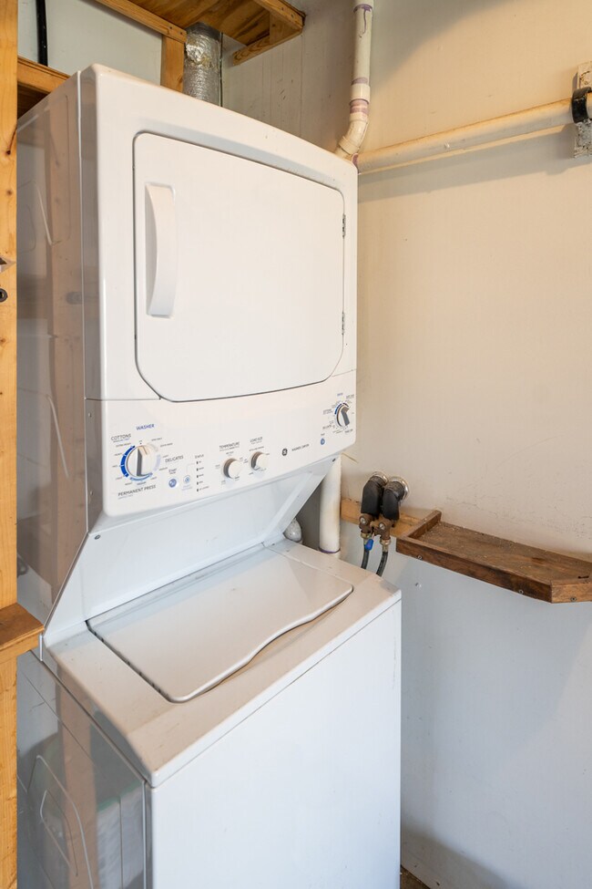 Washer Dryer - 69 Douglas Rd