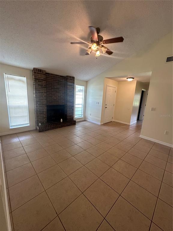 Building Photo - 7405 Willow Wisp Dr E
