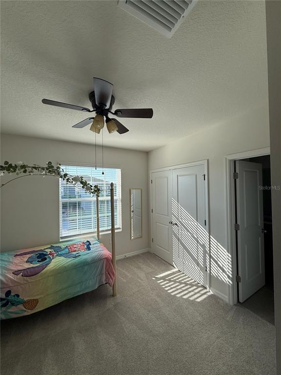 Foto del edificio - 16177 Glowing Grove Ave