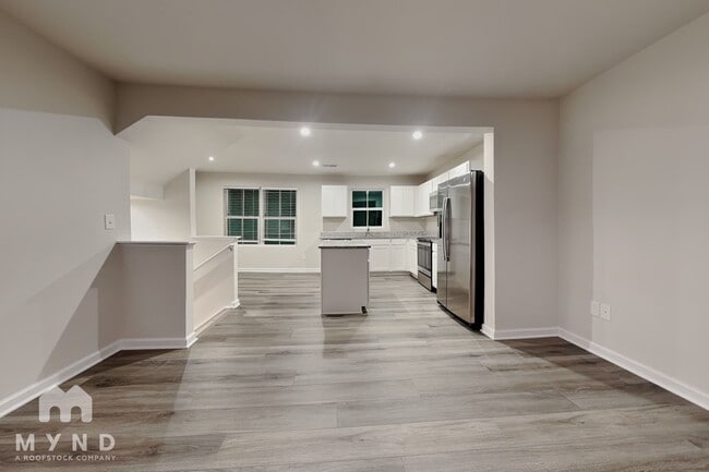 Building Photo - 2227 Fathom Wy
