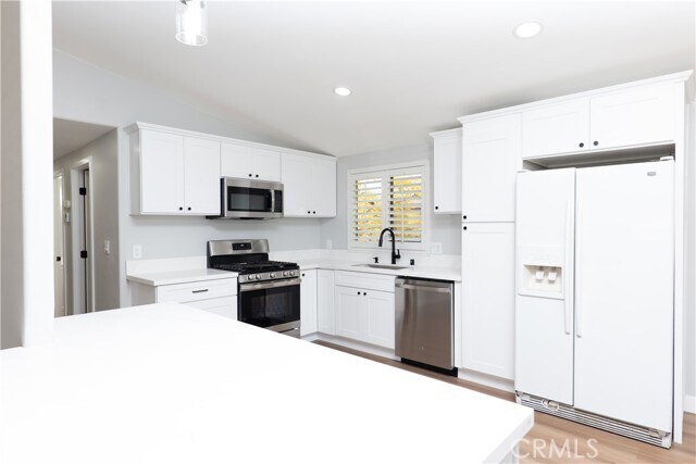 Foto del edificio - 21643 Waite St