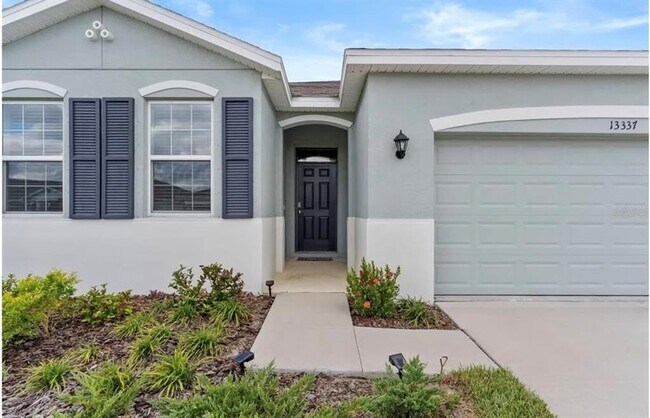 Foto del edificio - 13337 Waterleaf Garden Cir