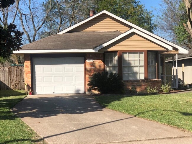Building Photo - 9302 Goodmeadow Dr