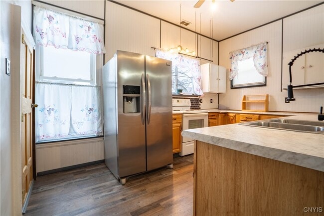 Building Photo - 13 W Monroe St