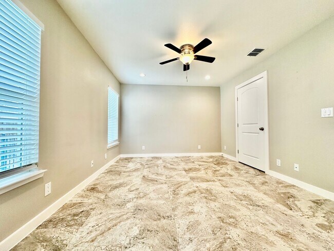 Foto del edificio - 1 Bedroom Riverside Bungalow