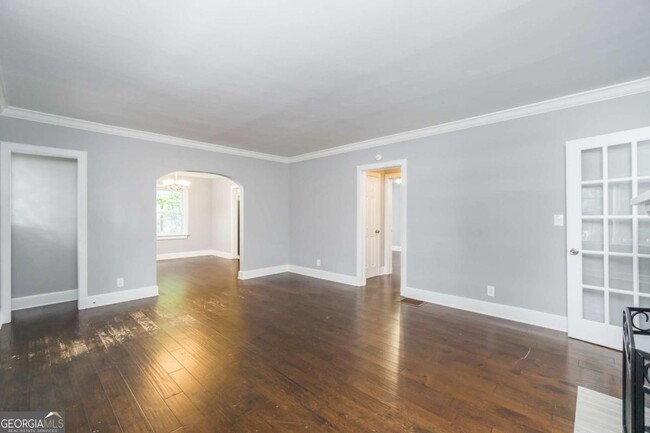 Building Photo - 2607 Jefferson Terrace