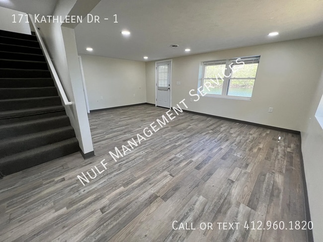 Building Photo - 171 Kathleen Dr