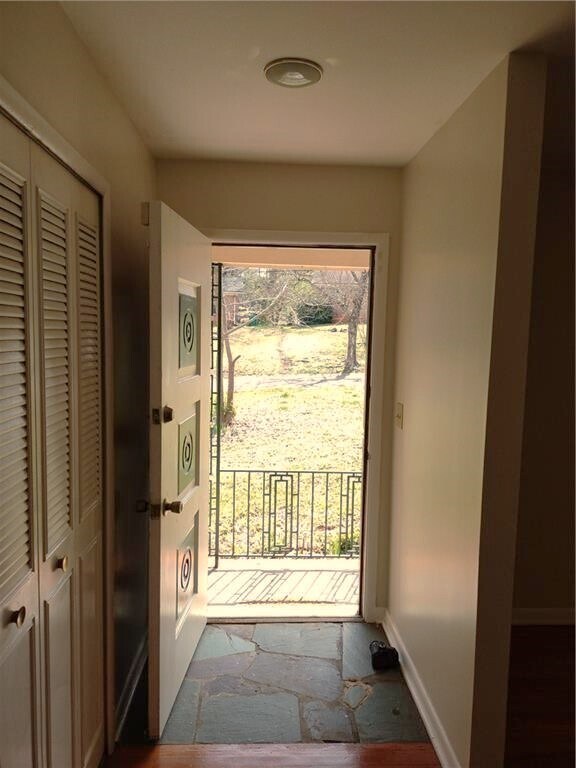 Foto del edificio - 4046 Greenstone Ct