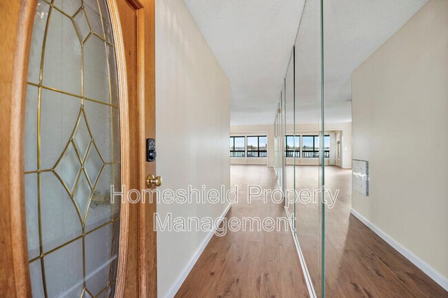 Building Photo - 2727 Morena Blvd