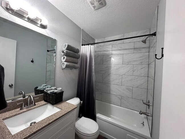 Foto del edificio - 3802 Pine St