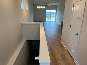 Building Photo - 12354 Edgewater Dr