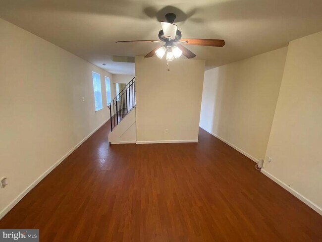 Foto del edificio - 6108 Pine St