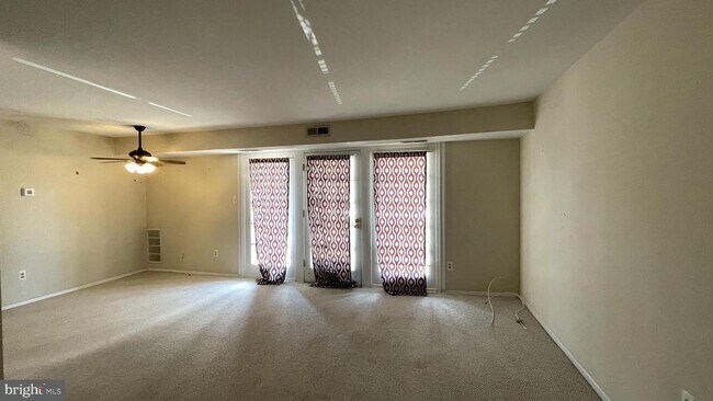 Foto del edificio - 12701 Gordon Blvd