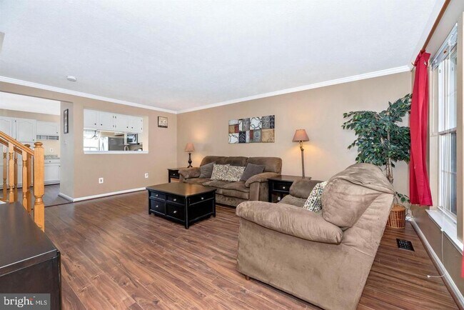 Foto del edificio - 514 Hollyberry Way