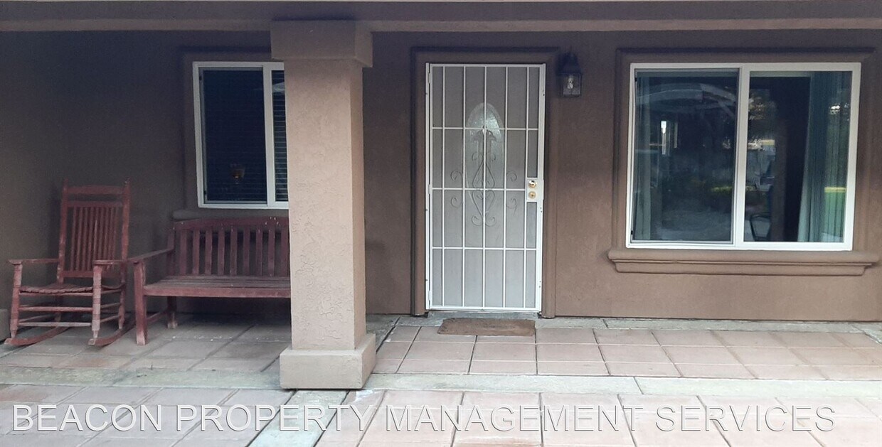 Primary Photo - 3 br, 2 bath House - 20862 N SYCAMORE ROAD