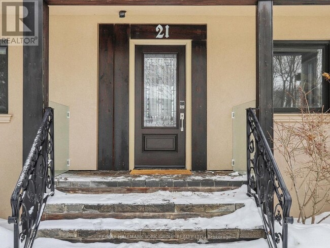 Building Photo - 21 Willowbank Ave