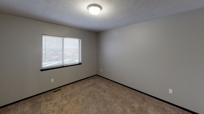 Bedroom - Village at Three Fountains