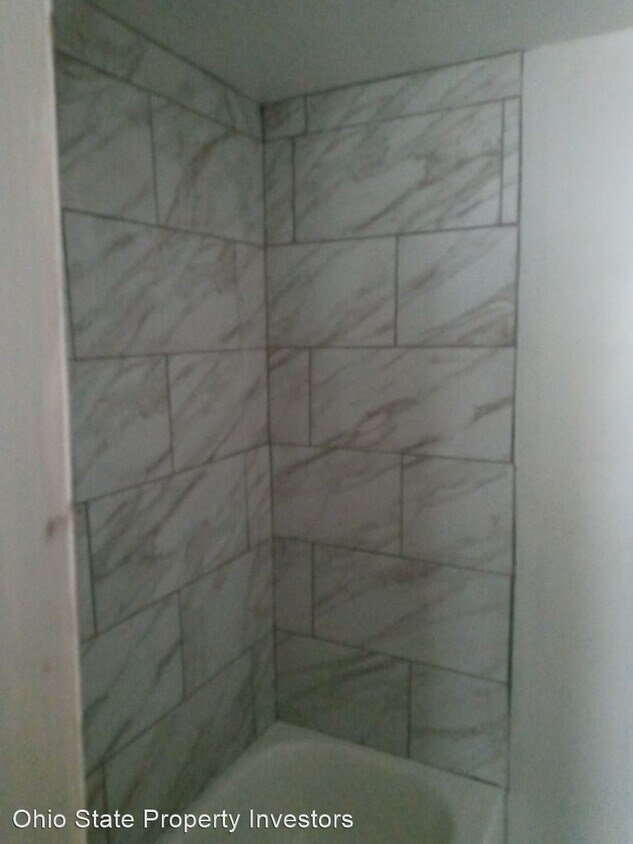 Foto del edificio - 3 br, 1 bath House - 194 S Oak
