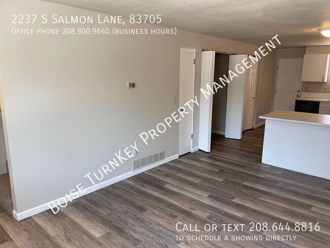 Foto del edificio - 2237 S Salmon Ln