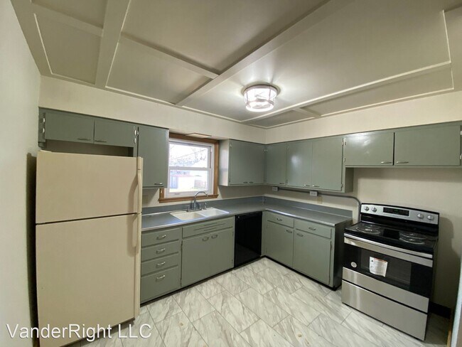 Building Photo - 3 br, 2 bath House - 2512 S Lyndale Ave