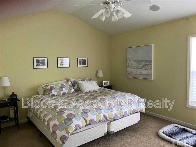 Foto del edificio - 4705 Lawhorn St