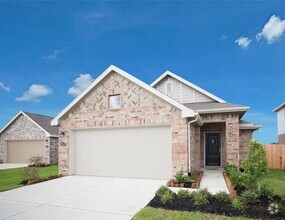 Building Photo - 3515 Hickory Ct