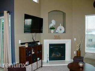 Building Photo - 5350 Dunlay Dr