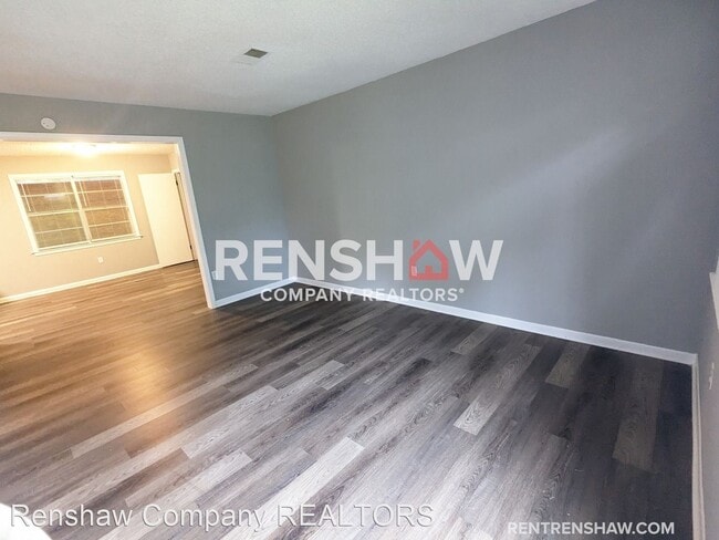 Foto del edificio - 3 br, 1 bath House - 5107 Belfast Dr