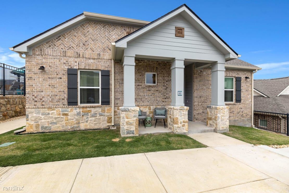 2 br, 2 bath House 6464 Robertson Rd 50... Alquileres en Fort Worth, TX