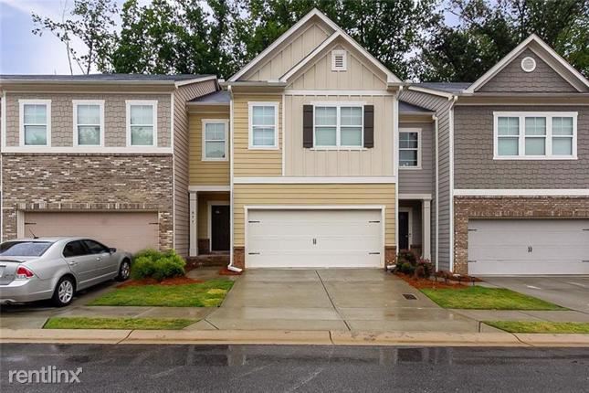 Foto principal - 877 Whittington Pkwy