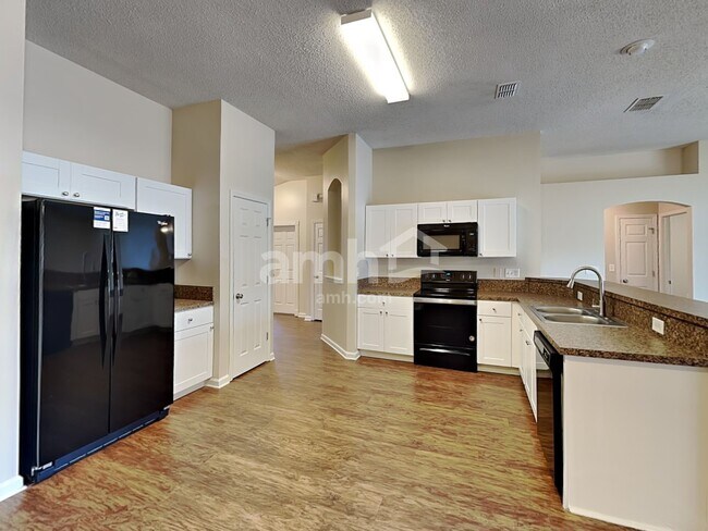 Foto del edificio - 2643 Creek Ridge Dr