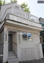 Building Photo - 177 Woodbine Ave