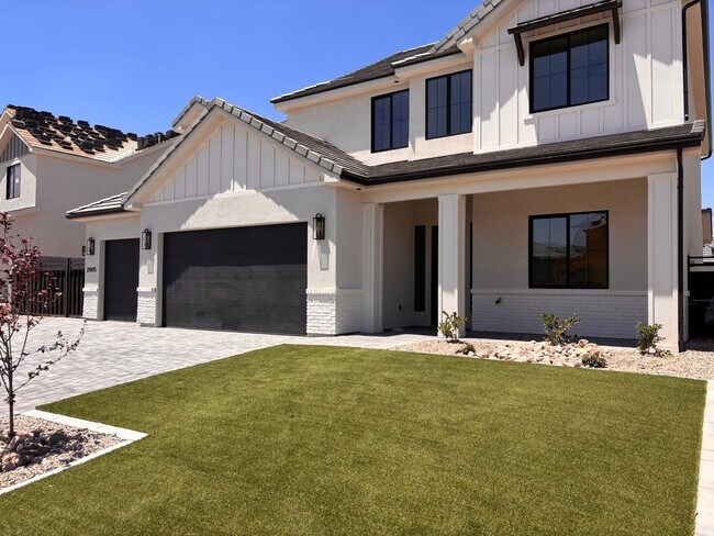 Building Photo - BRAND NEW 5 bed | 3.5 bath | 3 car garage ...